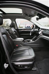 2021 Jeep Grand Cherokee L Limited 4WD - Photo 19 - Strasburg, PA 17579