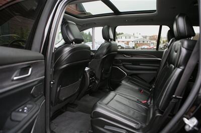 2021 Jeep Grand Cherokee L Limited 4WD - Photo 13 - Strasburg, PA 17579