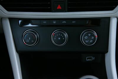 2019 Volkswagen Jetta S 6-Speed Manual - Photo 20 - Strasburg, PA 17579