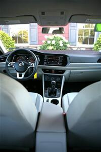 2019 Volkswagen Jetta S 6-Speed Manual - Photo 16 - Strasburg, PA 17579