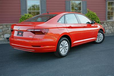 2019 Volkswagen Jetta S 6-Speed Manual - Photo 5 - Strasburg, PA 17579