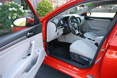 2019 Volkswagen Jetta S 6-Speed Manual - Photo 8 - Strasburg, PA 17579