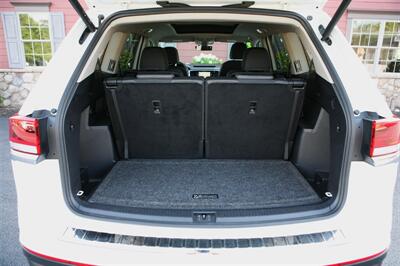 2023 Volkswagen Atlas V6 SEL 4Motion - Photo 14 - Strasburg, PA 17579