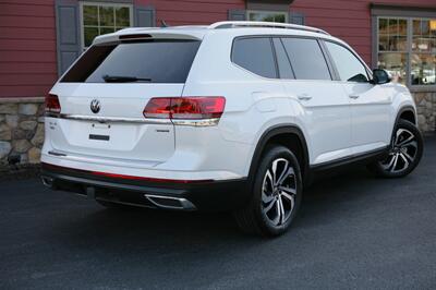 2023 Volkswagen Atlas V6 SEL 4Motion - Photo 5 - Strasburg, PA 17579