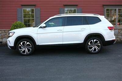 2023 Volkswagen Atlas V6 SEL 4Motion - Photo 4 - Strasburg, PA 17579