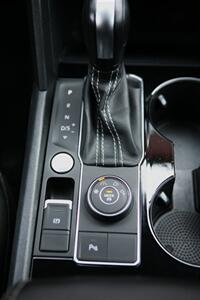 2023 Volkswagen Atlas V6 SEL 4Motion - Photo 25 - Strasburg, PA 17579