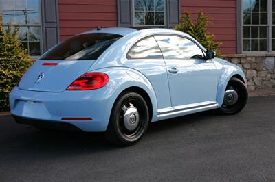 2014 Volkswagen Beetle 2.5L PZEV - Photo 5 - Strasburg, PA 17579