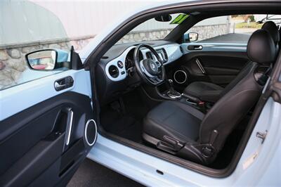 2014 Volkswagen Beetle 2.5L PZEV - Photo 8 - Strasburg, PA 17579