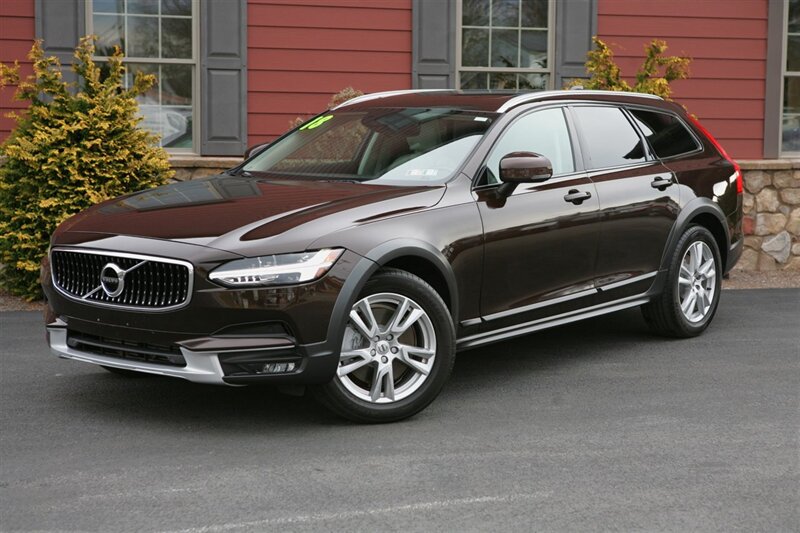 2018 Volvo V90 Cross Count T5 AWD   - Photo 1 - Strasburg, PA 17579