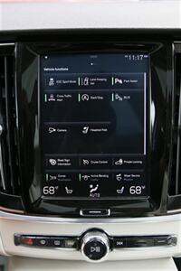 2018 Volvo V90 Cross Count T5 AWD   - Photo 30 - Strasburg, PA 17579