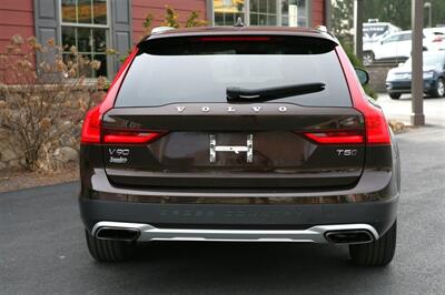 2018 Volvo V90 Cross Count T5 AWD   - Photo 6 - Strasburg, PA 17579
