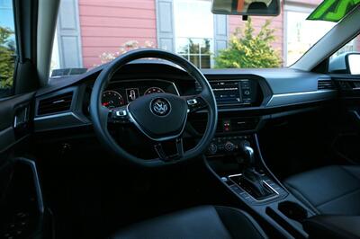 2021 Volkswagen Jetta SE   - Photo 12 - Strasburg, PA 17579