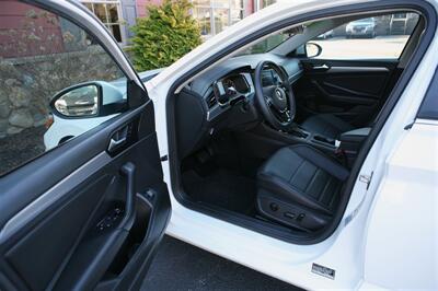 2021 Volkswagen Jetta SE   - Photo 8 - Strasburg, PA 17579