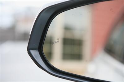 2022 Toyota Highlander XLE - Photo 29 - Strasburg, PA 17579