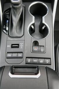 2022 Toyota Highlander XLE - Photo 24 - Strasburg, PA 17579