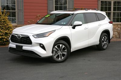 2022 Toyota Highlander XLE SUV