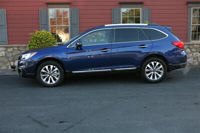 2017 Subaru Outback 3.6R Touring AWD - Photo 4 - Strasburg, PA 17579