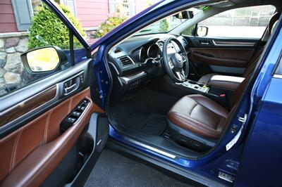 2017 Subaru Outback 3.6R Touring AWD - Photo 8 - Strasburg, PA 17579