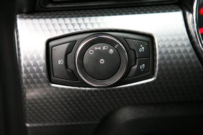 2017 Ford Mustang GT Premium 6-Speed Manual   - Photo 13 - Strasburg, PA 17579