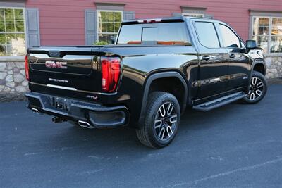 2022 GMC Sierra 1500 AT4 4X4   - Photo 6 - Strasburg, PA 17579