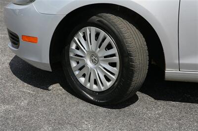 2012 Volkswagen Golf 2.5L PZEV 5-Speed Manual   - Photo 3 - Strasburg, PA 17579
