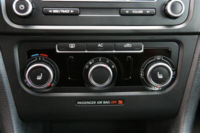 2012 Volkswagen Golf 2.5L PZEV 5-Speed Manual   - Photo 19 - Strasburg, PA 17579