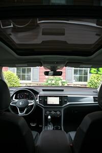2023 Volkswagen Atlas V6 SEL R-Line Black 4Motion - Photo 22 - Strasburg, PA 17579