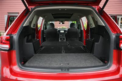 2023 Volkswagen Atlas V6 SEL R-Line Black 4Motion - Photo 17 - Strasburg, PA 17579