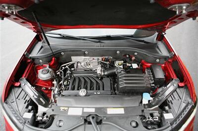 2023 Volkswagen Atlas V6 SEL R-Line Black 4Motion - Photo 7 - Strasburg, PA 17579