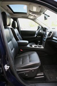 2013 Jeep Grand Cherokee Laredo 4WD - Photo 17 - Strasburg, PA 17579