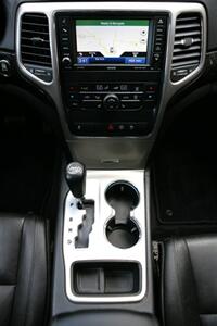 2013 Jeep Grand Cherokee Laredo 4WD - Photo 20 - Strasburg, PA 17579