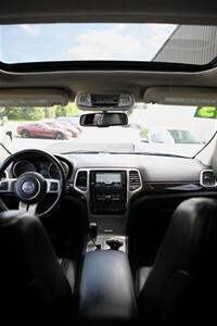 2013 Jeep Grand Cherokee Laredo 4WD - Photo 18 - Strasburg, PA 17579