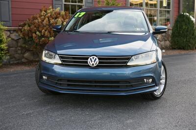 2017 Volkswagen Jetta 1.8T SEL   - Photo 2 - Strasburg, PA 17579