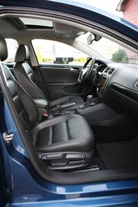 2017 Volkswagen Jetta 1.8T SEL   - Photo 17 - Strasburg, PA 17579