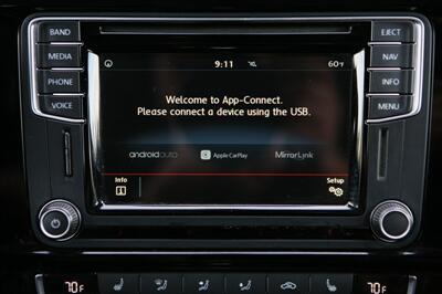 2017 Volkswagen Jetta 1.8T SEL   - Photo 23 - Strasburg, PA 17579