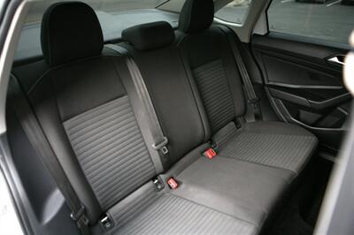 2022 Volkswagen Jetta 1.5T S   - Photo 14 - Strasburg, PA 17579