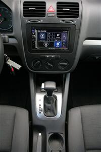 2009 Volkswagen Rabbit S   - Photo 19 - Strasburg, PA 17579