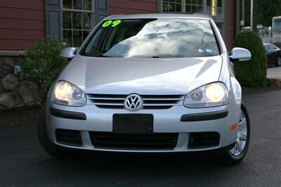 2009 Volkswagen Rabbit S   - Photo 2 - Strasburg, PA 17579