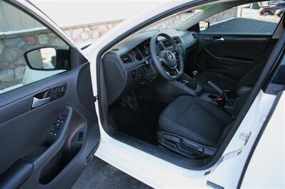 2016 Volkswagen Jetta 1.4T S w/Technology - Photo 8 - Strasburg, PA 17579