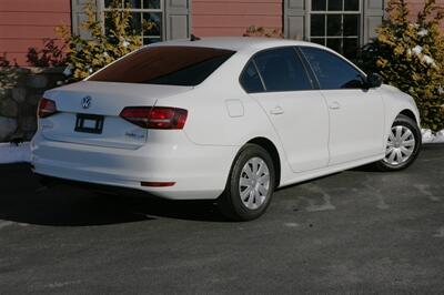 2016 Volkswagen Jetta 1.4T S w/Technology - Photo 5 - Strasburg, PA 17579