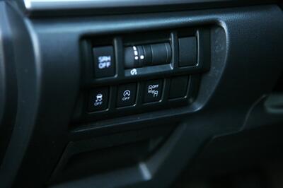 2023 Subaru Crosstrek Limited AWD   - Photo 11 - Strasburg, PA 17579