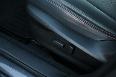 2023 Subaru Crosstrek Limited AWD   - Photo 10 - Strasburg, PA 17579