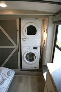 2023 Forest River Salem Hemisphere 369BL   - Photo 35 - Strasburg, PA 17579