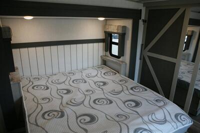 2023 Forest River Salem Hemisphere 369BL   - Photo 34 - Strasburg, PA 17579