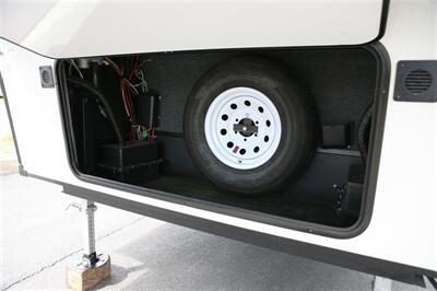 2023 Forest River Salem Hemisphere 369BL   - Photo 8 - Strasburg, PA 17579