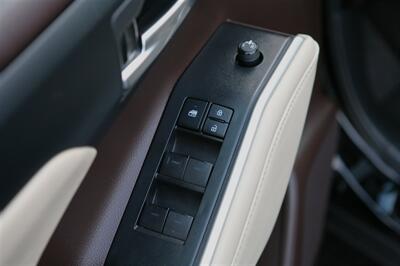 2022 Toyota Highlander Hybrid XLE   - Photo 9 - Strasburg, PA 17579