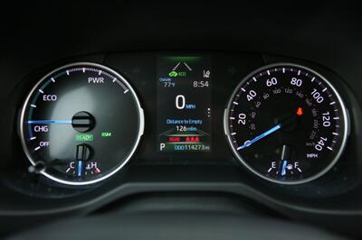 2020 Toyota RAV4 Hybrid XLE AWD - Photo 25 - Strasburg, PA 17579
