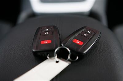 2020 Toyota RAV4 Hybrid XLE AWD - Photo 24 - Strasburg, PA 17579