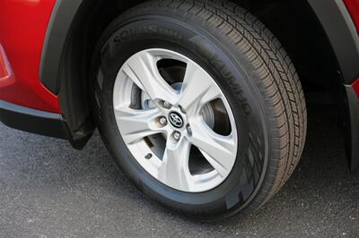 2020 Toyota RAV4 Hybrid XLE AWD - Photo 3 - Strasburg, PA 17579