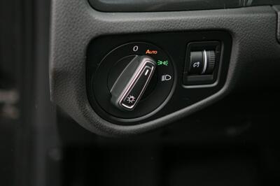 2020 Volkswagen Golf TSI   - Photo 12 - Strasburg, PA 17579
